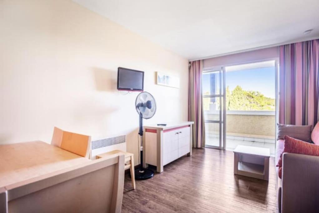 Superbe Appartement Village Cap Esterel 4P Climatise แซ็งต์-ราฟาเอล ภายนอก รูปภาพ