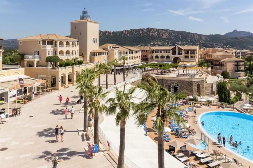 Superbe Appartement Village Cap Esterel 4P Climatise แซ็งต์-ราฟาเอล ภายนอก รูปภาพ